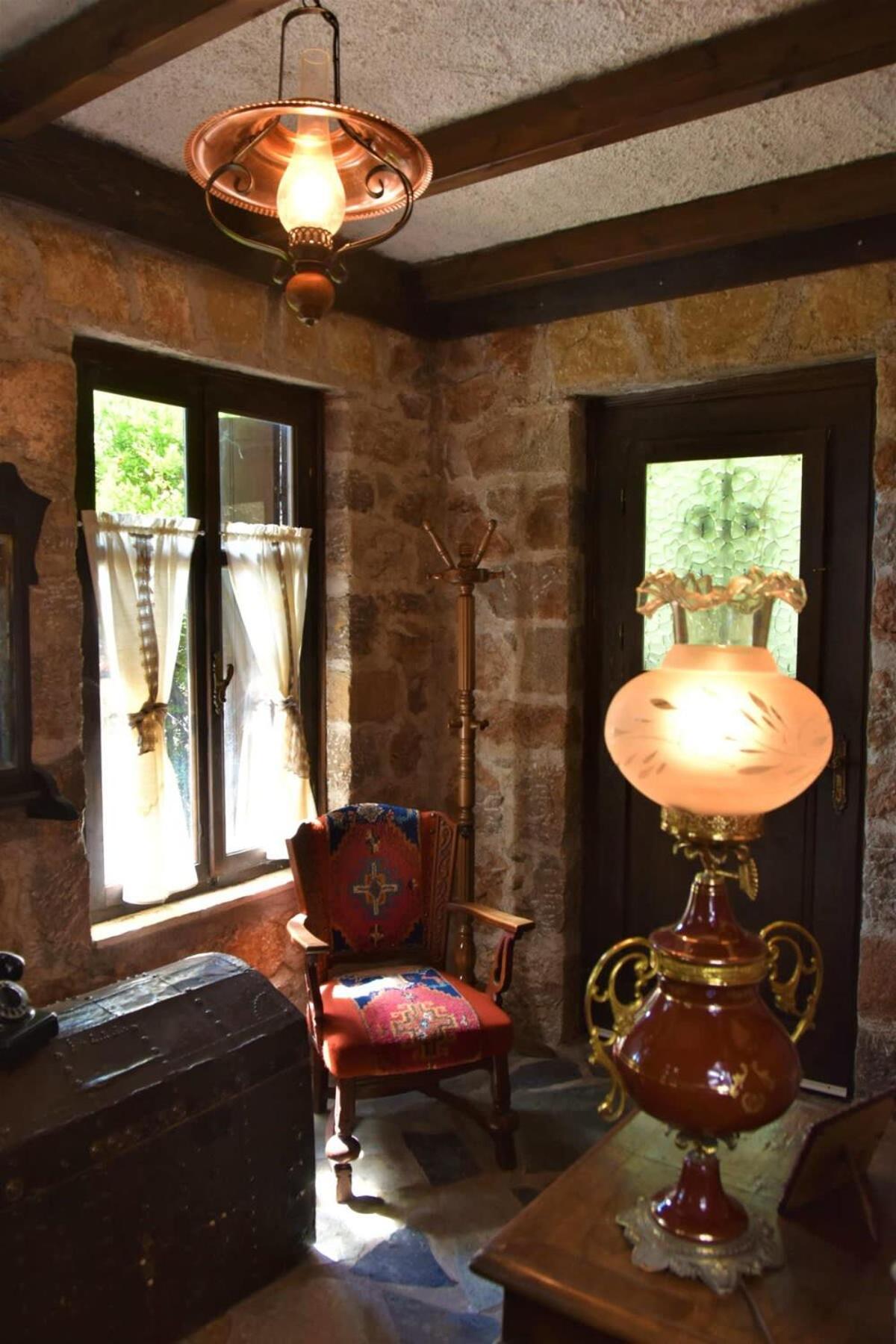 Mariolata Vintage Stone Villa - 4 Season Escape Ngoại thất bức ảnh