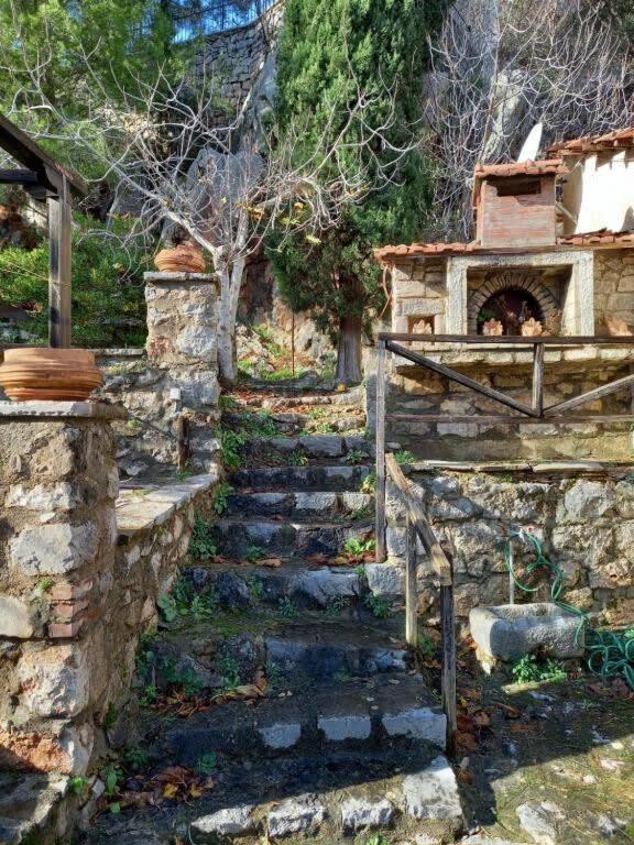 Mariolata Vintage Stone Villa - 4 Season Escape Ngoại thất bức ảnh